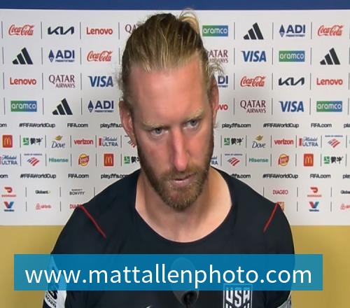 克罗地亚媒体开炮:我们被抢劫!FIFA保送葡萄牙 C罗靠施舍获最佳